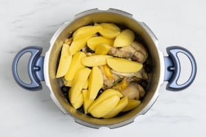 Preparazione Pollo in pentola a pressione - Fase 4