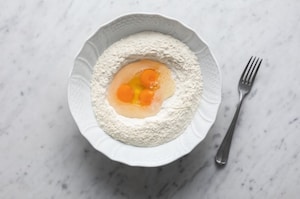 Preparazione Tagliatelle fatte in casa - Fase 1