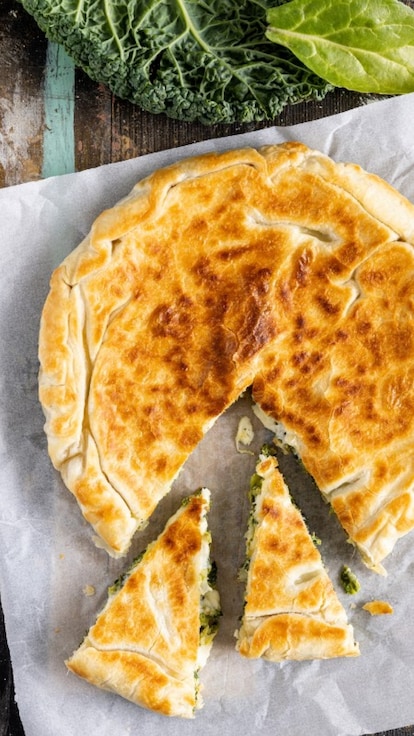 Torta salata in padella con pasta sfoglia