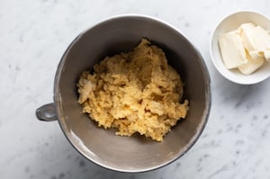 Preparazione Corona di babka al cioccolato - Fase 2