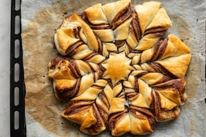 Preparazione Fiocco di neve di pasta sfoglia alla Nutella - Fase 3