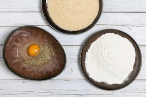 Preparazione Cotolette di pollo con friggitrice ad aria - Fase 1