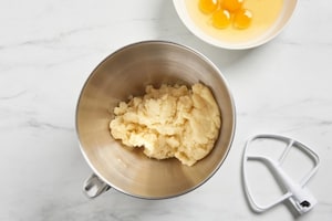 Preparazione Éclair al cioccolato bianco - Fase 2