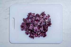 Preparazione Pesto di cavolo viola vegano - Fase 1