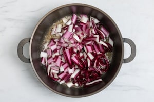 Preparazione Risotto al radicchio e gorgonzola - Fase 2