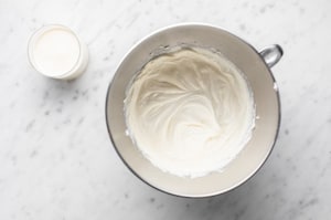 Preparazione Torta di compleanno Funfetti cheesecake - Fase 4