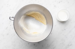 Preparazione Torta di compleanno Funfetti cheesecake - Fase 2