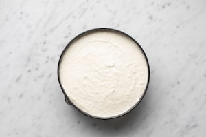 Preparazione Torta di compleanno Funfetti cheesecake - Fase 5