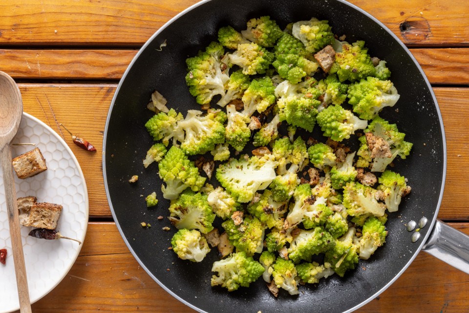 Broccolo romanesco in padella