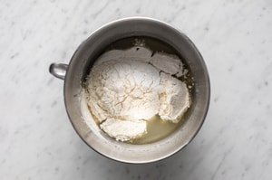 Preparazione Ciambellone senza uova - Fase 2