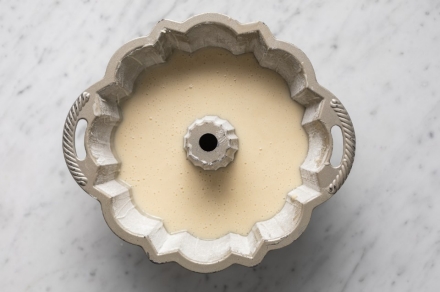 Preparazione Ciambellone senza uova - Fase 2 Preparazione Ciambellone senza uova - Fase 2