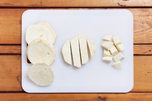 Preparazione Crema di sedano rapa  - Fase 1