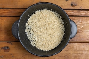 Preparazione Risotto asparagi e speck - Fase 3