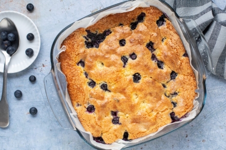Preparazione Torta in teglia ai mirtilli - Fase 4 Preparazione Torta in teglia ai mirtilli - Fase 4