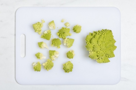 Preparazione Torta salata con broccolo romanesco - Fase 2 Preparazione Torta salata con broccolo romanesco - Fase 2