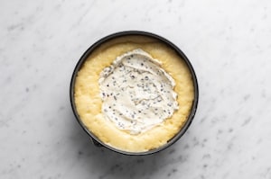 Preparazione Torta versata alla ricotta e gocce di cioccolato - Fase 4