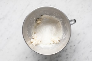 Preparazione Biscotti uovo di Pasqua con crema pasticciera - Fase 2