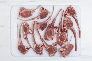 Preparazione Costolette di agnello in padella - Fase 1