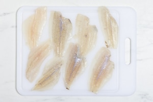 Preparazione Filetti di platessa impanati - Fase 1