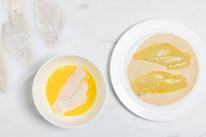 Preparazione Filetti di platessa impanati - Fase 2