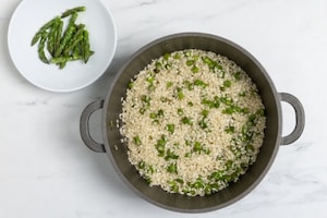 Preparazione Risotto asparagi e gamberi - Fase 3