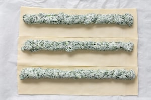 Preparazione Salatini di pasta sfoglia - Fase 3