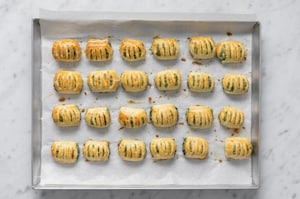 Preparazione Salatini di pasta sfoglia - Fase 5