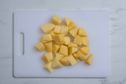 Preparazione Spezzatino di agnello con patate - Fase 5 Preparazione Spezzatino di agnello con patate - Fase 5