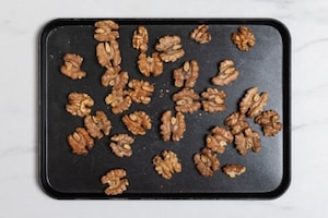 Preparazione Spuma al sedano rapa con sedano rapa a cubetti, noci tostate e curry - Fase 5