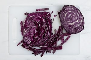 Preparazione Strudel al cavolo viola, mele e formaggio - Fase 2