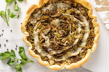 Torta salata carciofi, ricotta e provolone