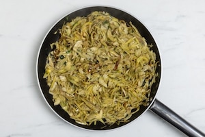 Preparazione Torta salata carciofi, ricotta e provolone - Fase 3