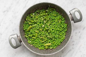 Preparazione Torta salata di primavera - Fase 2