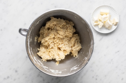 Preparazione Treccia di Pasqua - Fase 1 Preparazione Treccia di Pasqua - Fase 1