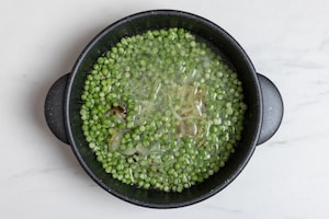 Preparazione Vellutata di piselli e menta  - Fase 5