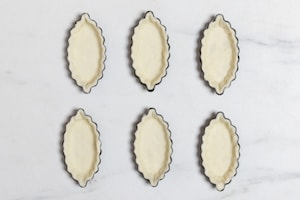 Preparazione Barchette salate di pasta brisée - Fase 3