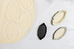 Preparazione Barchette salate di pasta brisée - Fase 2