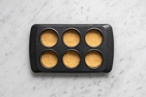 Preparazione Cheesecake monoporzione agli asparagi - Fase 1