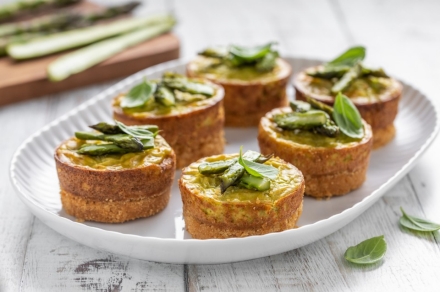 Preparazione Cheesecake monoporzione agli asparagi - Fase 5 Preparazione Cheesecake monoporzione agli asparagi - Fase 5