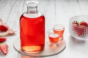 Preparazione Liquore alle fragole - Fase 4