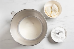 Preparazione Meringata alle fragole - Fase 8