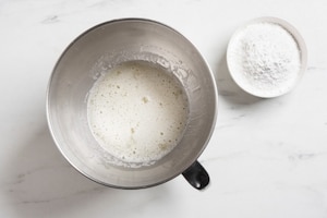 Preparazione Meringata alle fragole - Fase 2