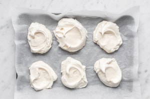 Preparazione Meringhe al lemon curd - Fase 2