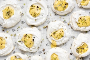 Preparazione Meringhe al lemon curd - Fase 3