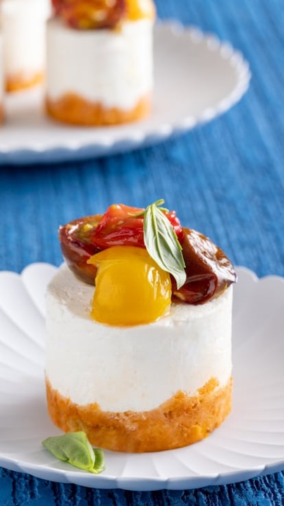 Mini cheesecake con pomodorini