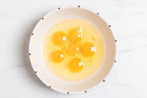 Preparazione Uova strapazzate con asparagi - Fase 3