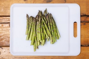 Preparazione Asparagi in padella light  - Fase 1
