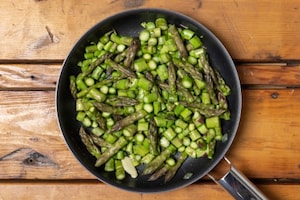 Preparazione Asparagi in padella light  - Fase 2