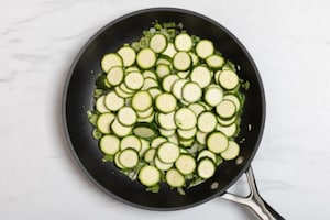 Preparazione Cous cous gamberetti e zucchine - Fase 2