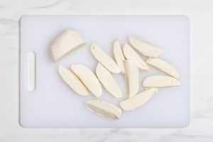 Preparazione Fiori di zucca in pastella al forno - Fase 3